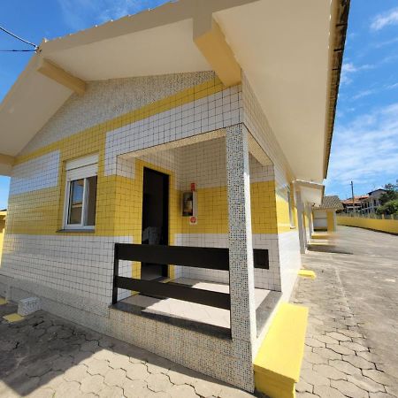Pousada Genoveva - Apto Com Um Dormitorio Farol de Santa Marta Exterior photo